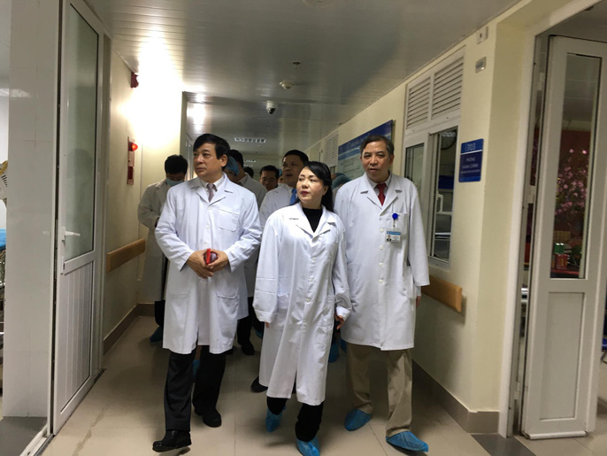 bo truong nguyen thi kim tien tham nu bac si bi ung thu trong dem giao thua