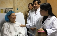 huong dan moi nhat trong cham soc tre ung thu hay cho an dau tay