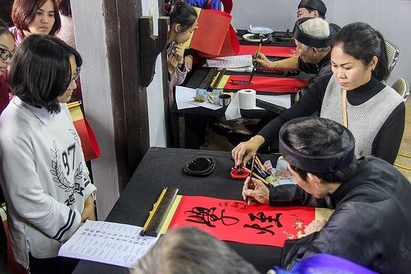 chen chuc xin chu dau nam o van mieu