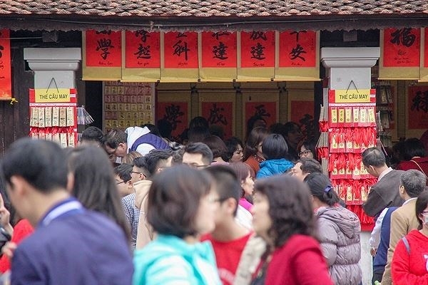 chen chuc xin chu dau nam o van mieu