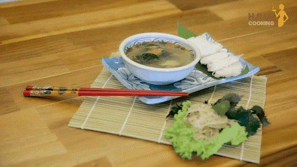 tu lam 4 mon bun tuyet ngon khien chong con chang phai ton tien di an hang