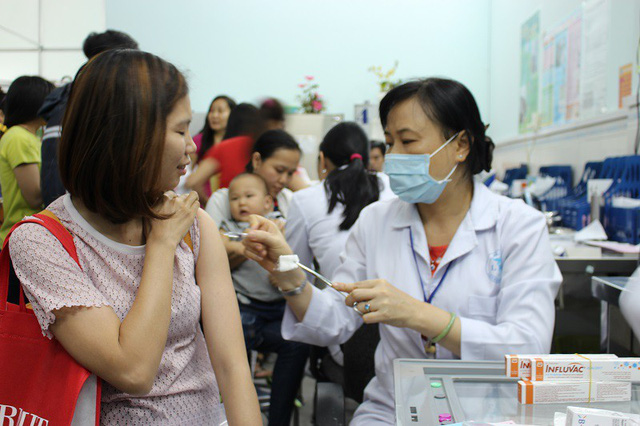 Hết vắc xin ngừa dại, người bị chó mèo cắn phải làm gì? het vac xin ngua dai nguoi bi cho meo can phai lam gi