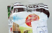 Phát hiện hơn 1.000 bao cà phê Chồn trắng làm từ đậu nành, bắp