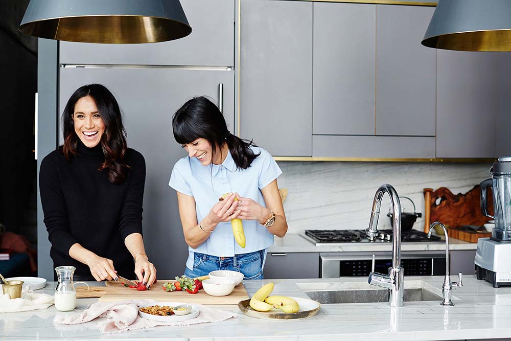 meghan markle co dau hoang gia giu dang voi che do an kieng nao