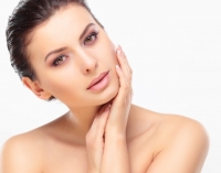 them ca bien chung sau khi tiem filler nang mui tai spa