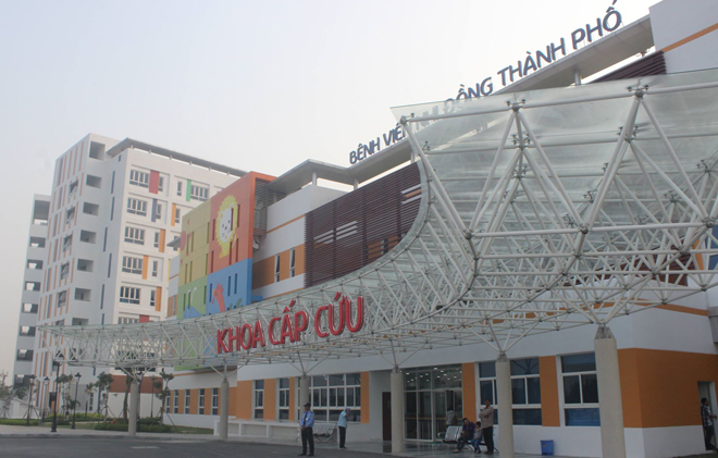 benh vien nhi hien dai nhat mien nam co bai dap truc thang