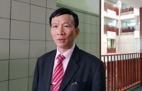 hut thuoc la dien tu ngay cang pho bien trong hoc sinh my