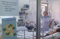 cu ba nguy kich vi mot vet dot o canh tay