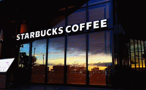 starbucks my dong cua mot nua he thong de dao tao lai nhan vien