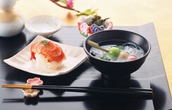 7 bí quyết ăn uống giúp phụ nữ Nhật Bản thon thả và sống thọ hơn