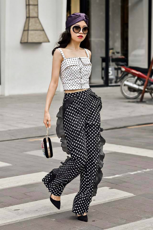 co gai quyet giam can vi me nhung chiec vay om sat co the