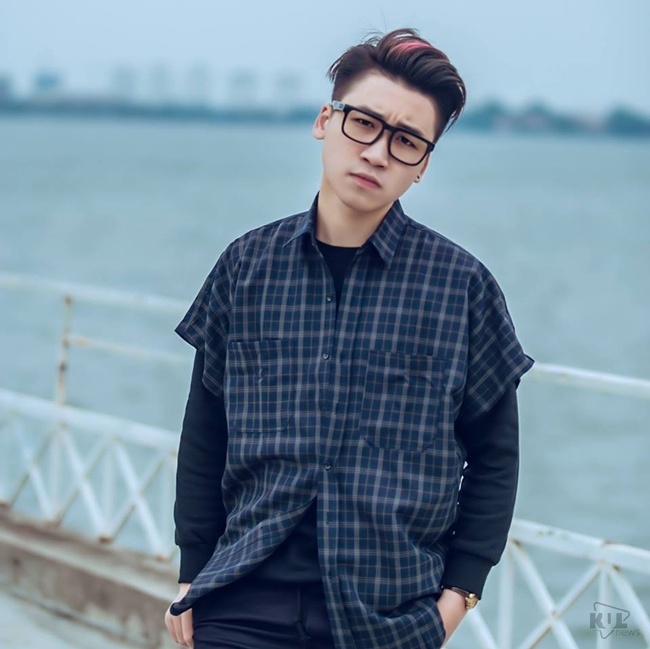 vlogger huy cung chia se sau khi tham gia sao nhap ngu khi to quoc can thi luon san sang