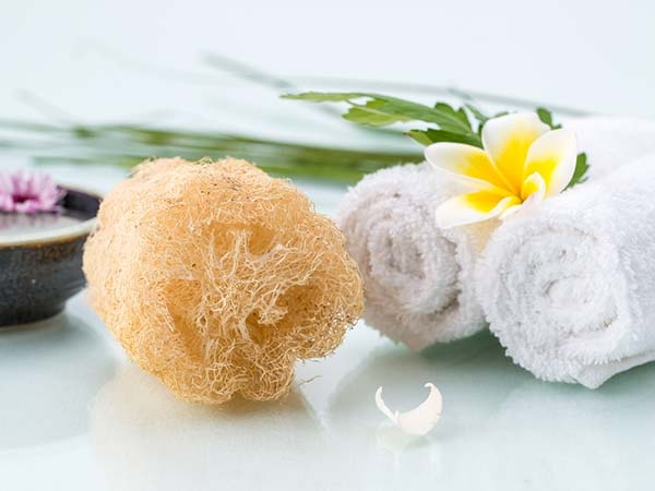 Những thứ các bác sĩ da liễu khuyên nên tránh sử dụng trên mặt nhung thu cac bac si da lieu khuyen nen tranh su dung tren mat