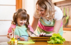 Nên cho trẻ ăn hải sản mỗi tuần