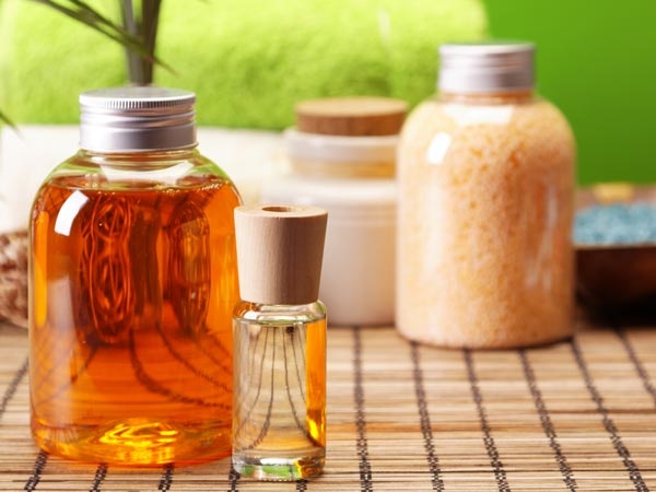 Bạn nên dưỡng ẩm da mùa đông bằng tinh dầu gì? ban nen duong am da mua dong bang tinh dau gi