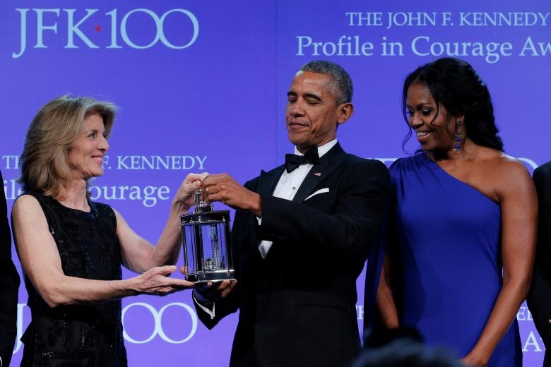 ong obama lam gi sau khi roi nha trang