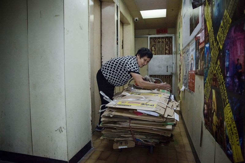 phan nguoi ngheo nhat hong kong noi dau tu giac mong doi doi