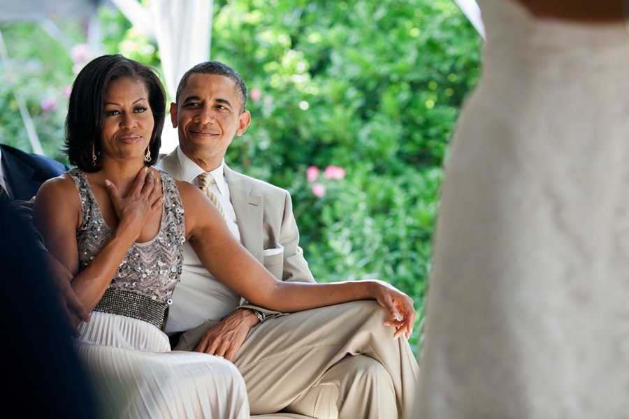 nhung khoanh khac lang man cua vo chong obama