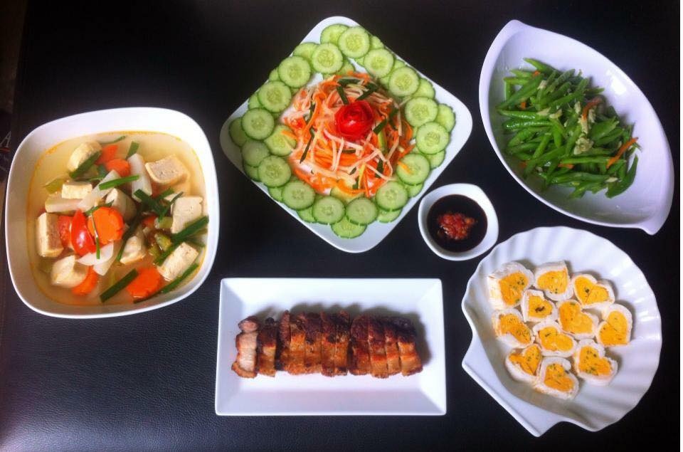 Mẹ đảm với loạt mâm cơm bắt mắt khiến chồng nghiện, con mê ai cũng đều ao ước me dam voi loat mam com bat mat khien chong nghien con me ai cung deu ao uoc