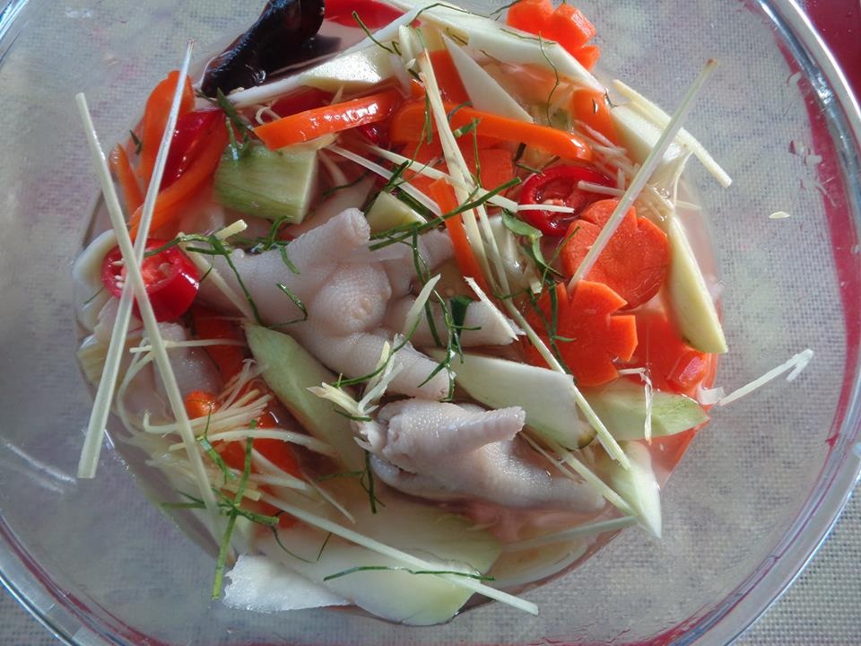 cong thuc chuan cho mon chan ga xoai xanh ngam chua ngot