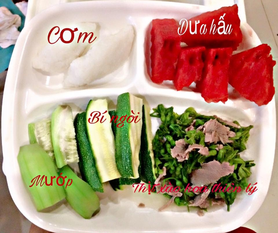 Mẹ trẻ 9X chia sẻ kinh nghiệm ăn dặm 3in1 giúp con ăn ngon miệng mỗi ngày me tre 9x chia se kinh nghiem an dam 3in1 giup con an ngon mieng moi ngay