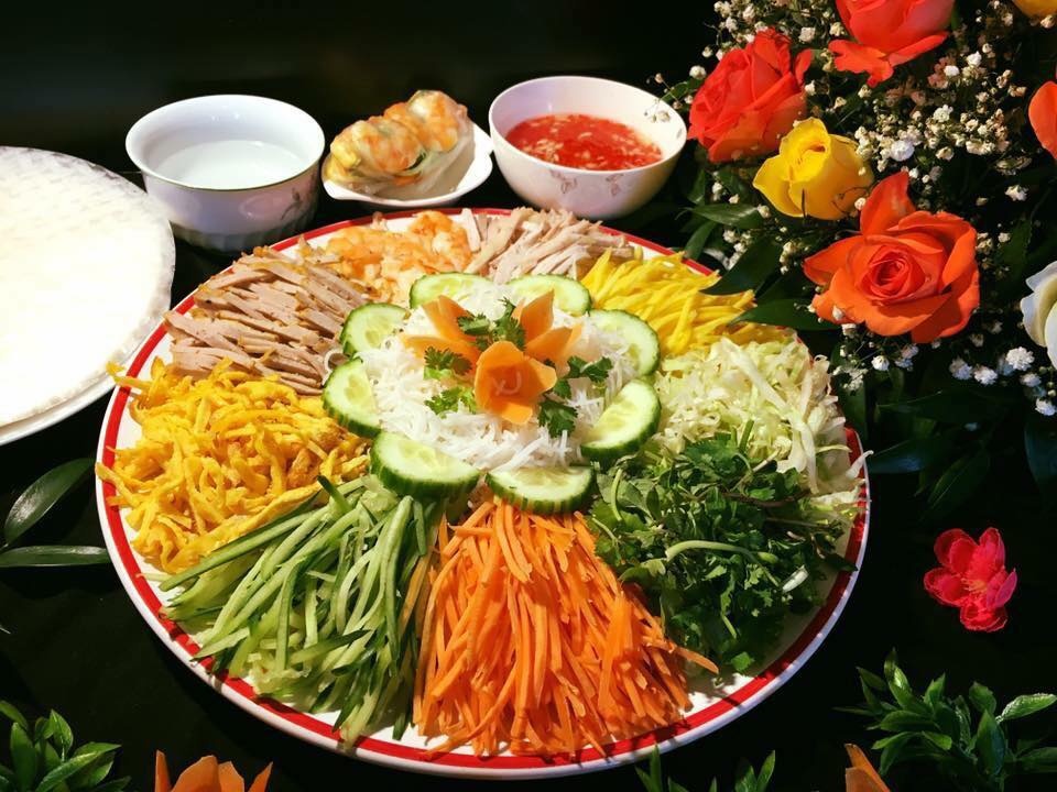 Ngưỡng mộ bà mẹ 3 con đam mê nấu ăn, mỗi ngày nấu những món ngon hết nấc cho chồng con nguong mo ba me 3 con dam me nau an moi ngay nau nhung mon ngon het nac cho chong con