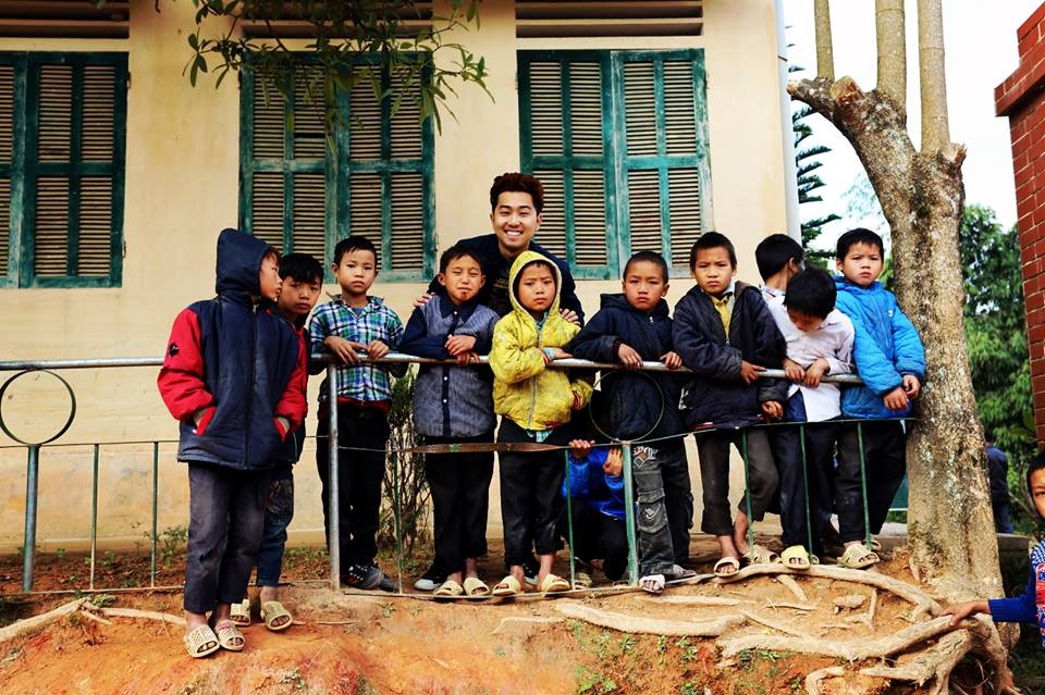 ngam tron bo anh cua chang trai 9x di khap viet nam chi muon xach ba lo len va di ngay