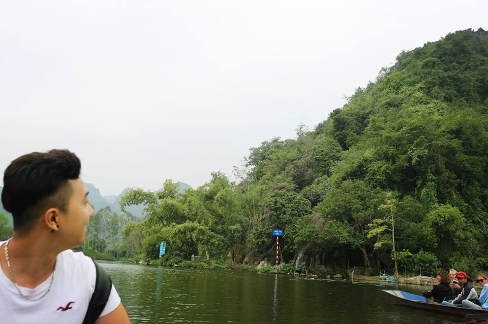 ngam tron bo anh cua chang trai 9x di khap viet nam chi muon xach ba lo len va di ngay