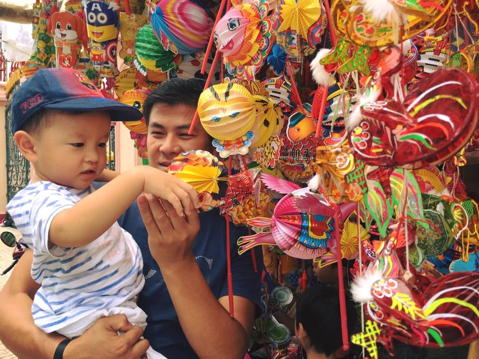 'Phố lồng đèn' điểm check-in không thể bỏ qua ở Sài Gòn mùa Trung thu pho long den diem check in khong the bo qua o sai gon mua trung thu