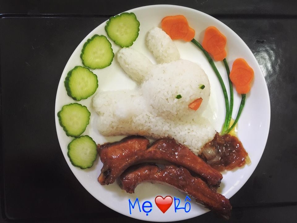 Mẹ trẻ 8x khéo tay trang trí những bữa cơm 'đẹp như tranh' khiến con chưa bao giờ bỏ bữa me tre 8x kheo tay trang tri nhung bua com dep nhu tranh khien con chua bao gio bo bua