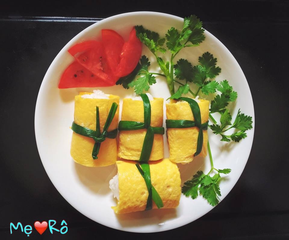 me tre 8x kheo tay trang tri nhung bua com dep nhu tranh khien con chua bao gio bo bua