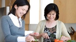 Tuyệt chiêu ghi điểm giúp nàng ra mắt gia đình chàng suôn sẻ dịp cuối năm