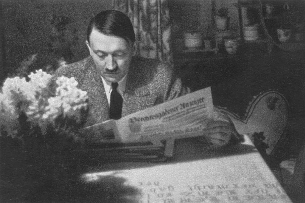 chau trai hitler tiet lo ly do cam ghet chu