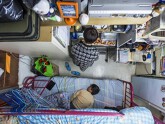 Cuộc sống tù túng trong những căn hộ siêu nhỏ trên thế giới