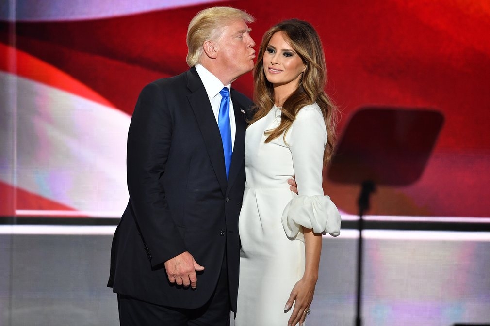 con duong tu nguoi mau toi de nhat phu nhan cua melania trump