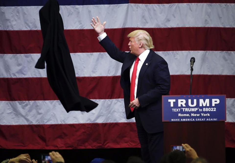 10 khoanh khac ghi dau an cua ong trump nam 2016