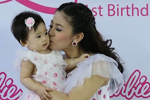 nhung khoanh khac ngot ngao cua me don than mai phuong va con gai truoc khi bi ung thu