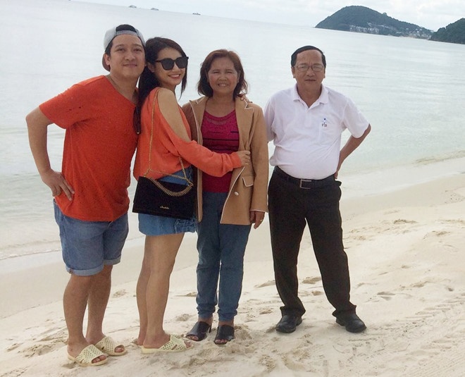 loat anh nha phuong va truong giang than thiet ben gia dinh it ai biet