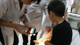 Bé trai 5 tuổi bị rắn hổ cắn khi chơi trong công viên ở Hà Nội