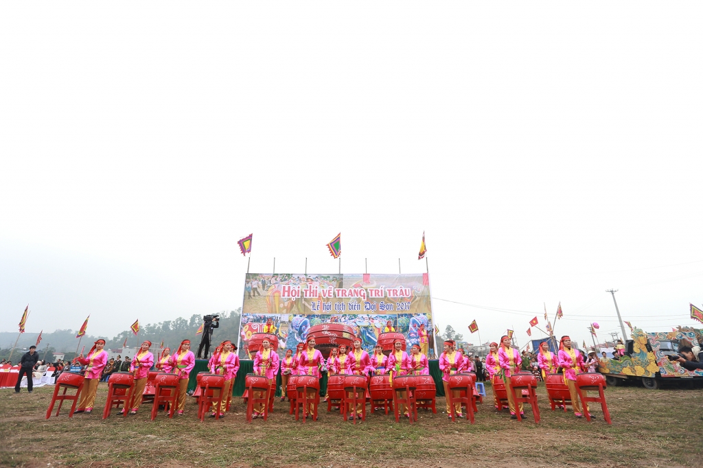 khai hoi tich dien them cay may khuyen khich hien dai hoa nong nghiep