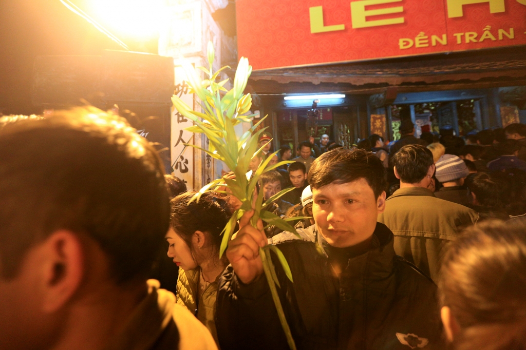 den tran vo tran sau gio khai an bao ve du cua den dam bao an ninh