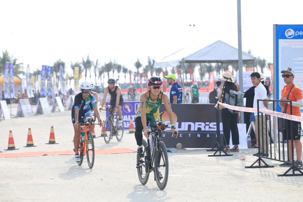 nhung hinh anh dau tien ve cuoc thi ironman 703 vn