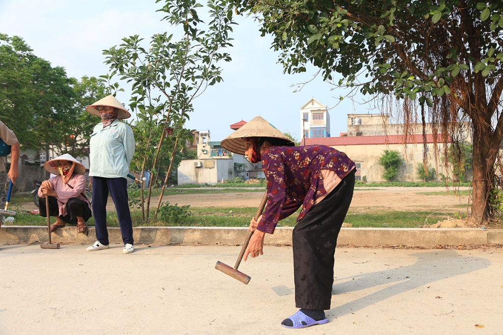 doc dao gia lang vac gay di choi mon the thao quy toc chau au