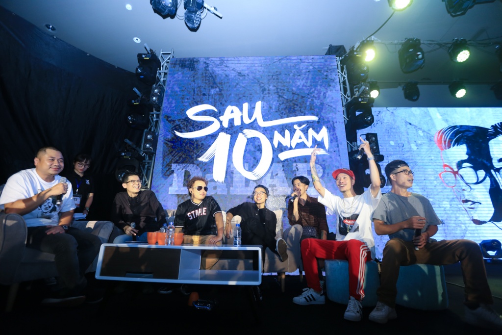 fan ham mo chay het minh trong dem dien nhin lai 10 nam hoat dong cua da lab