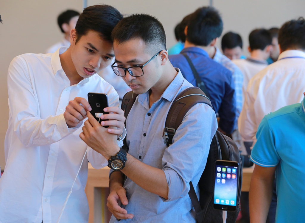 bkav xac nhan bphone 2017 gap van de cam ung o diem phan phoi tai mien trung