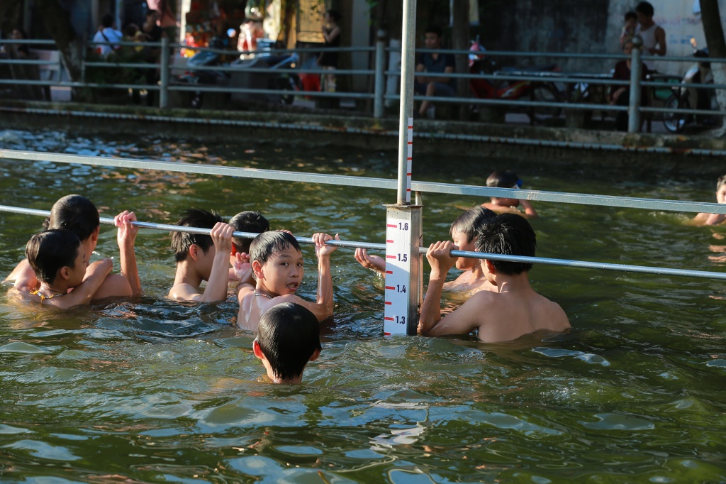 nang nong gay gat tha ho vay vung trong be boi khung nhat ha noi voi gia 0 dong