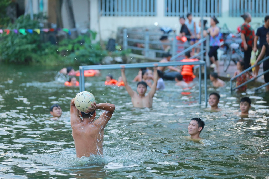 nang nong gay gat tha ho vay vung trong be boi khung nhat ha noi voi gia 0 dong
