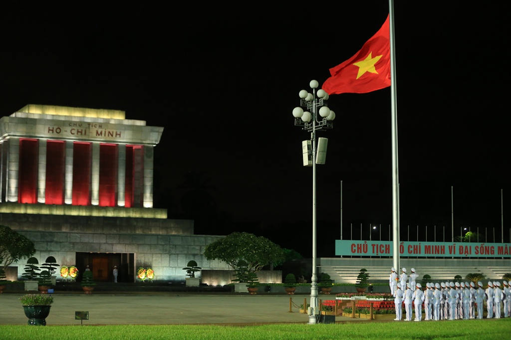 thieng lieng nghi le thuong co o quang truong ba dinh