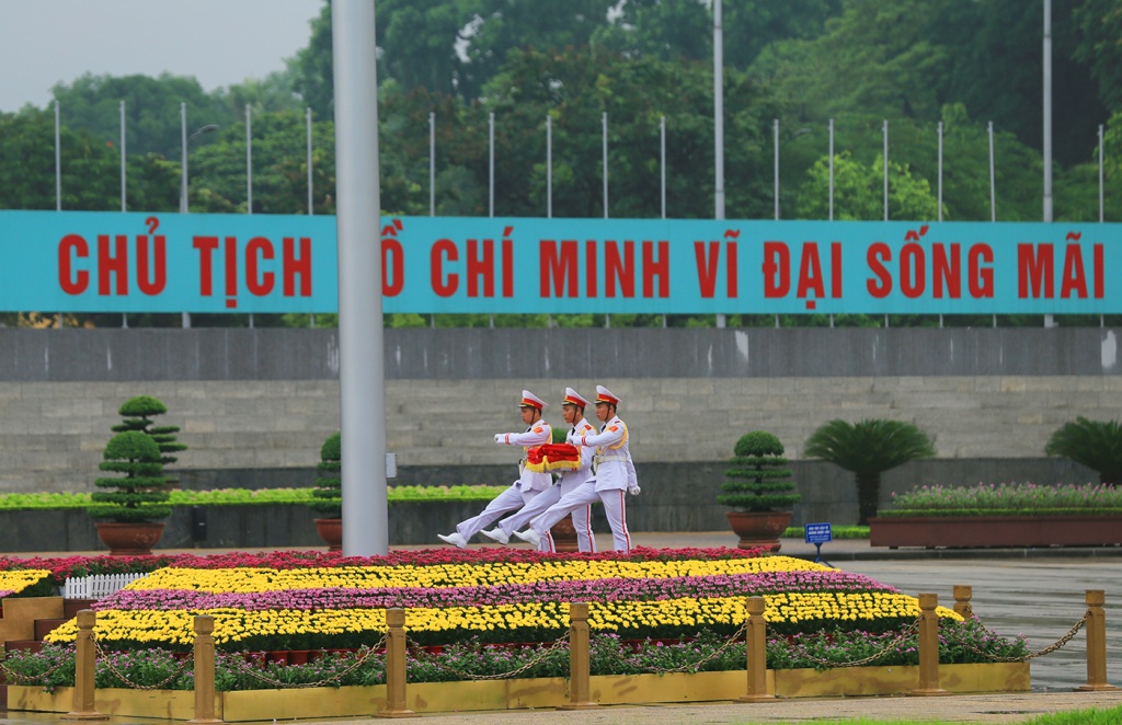 thieng lieng nghi le thuong co o quang truong ba dinh