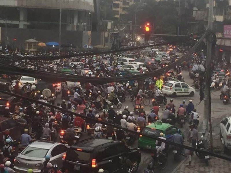 ha noi un tac kinh hoang gio tan tam